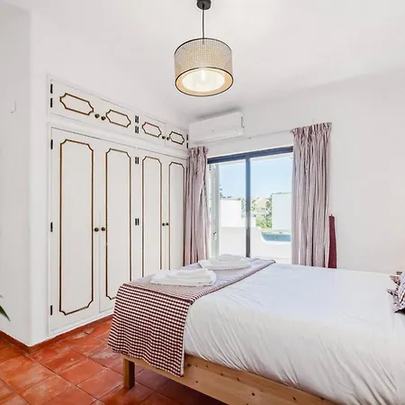 Charming In Algarve 빌라